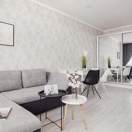 Sea & Sky Apartments Οδησσός Δωμάτιο φωτογραφία